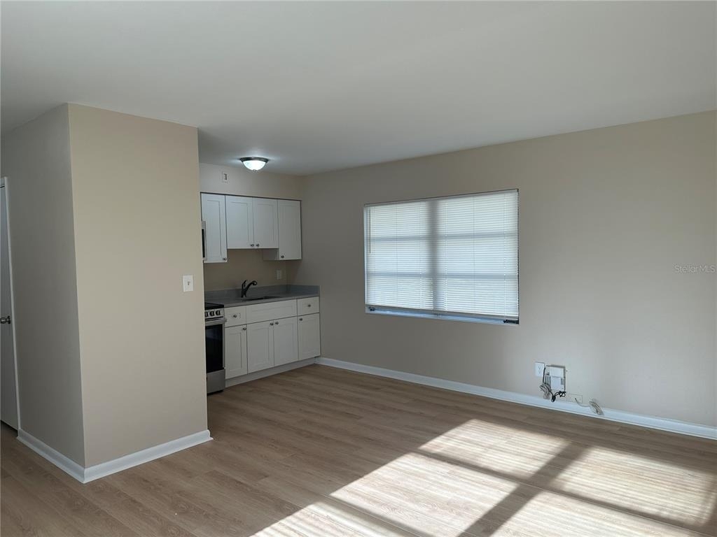 344 33rd Avenue N - Photo 8