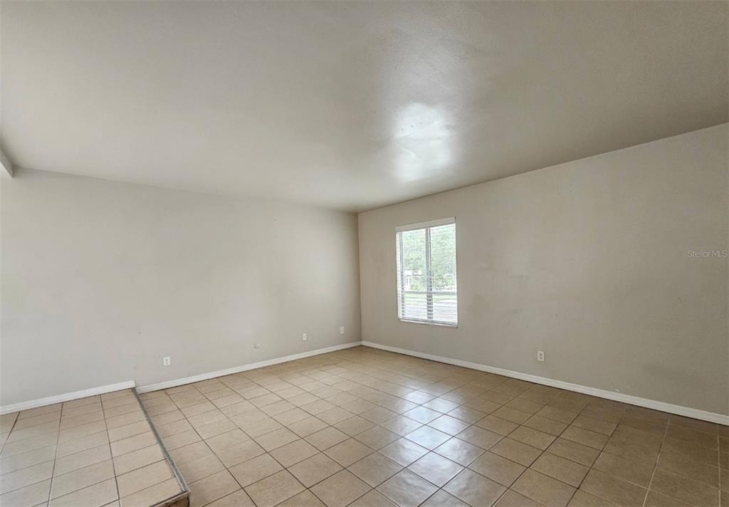 7610 W Powhatan Avenue - Photo 2