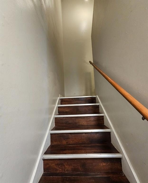 7610 W Powhatan Avenue - Photo 8