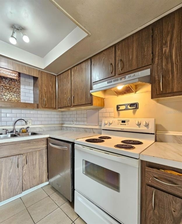 7610 W Powhatan Avenue - Photo 5