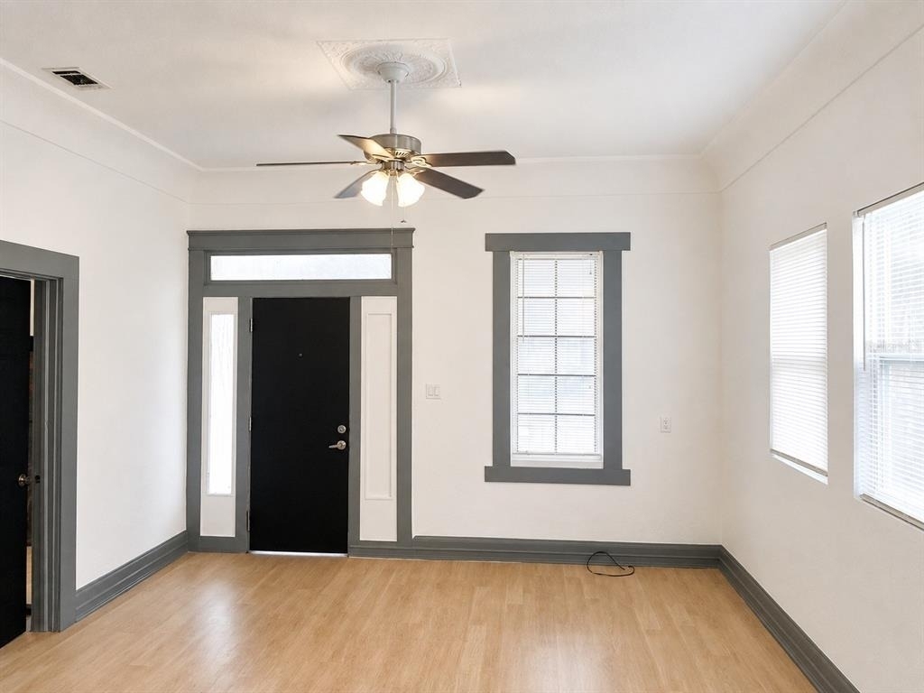 2107 W Chestnut Street - Photo 18