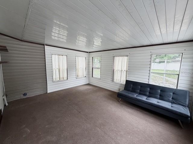 635 1st Avenue N - Photo 19