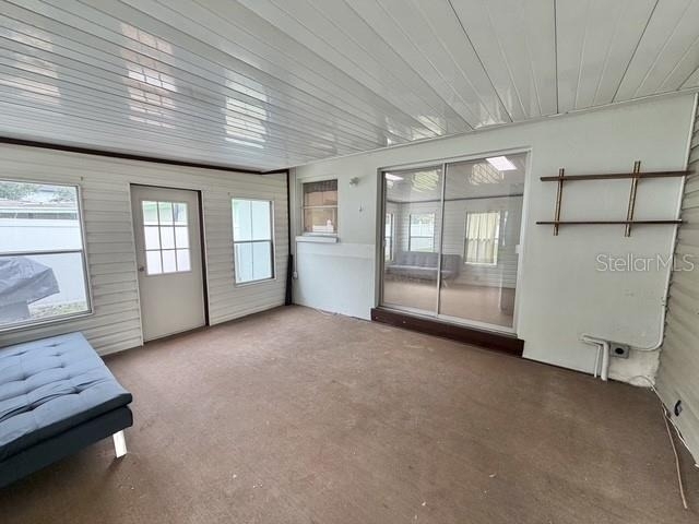 635 1st Avenue N - Photo 20