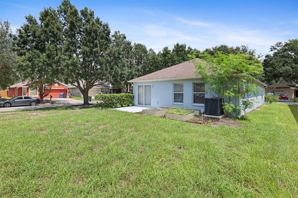 7408 Oxford Garden Circle - Photo 22