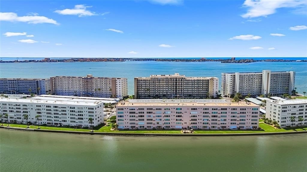 6025 Shore Boulevard S - Photo 28