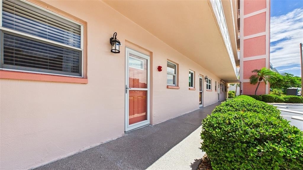6025 Shore Boulevard S - Photo 1
