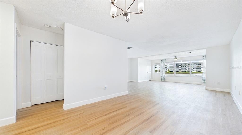 6025 Shore Boulevard S - Photo 8