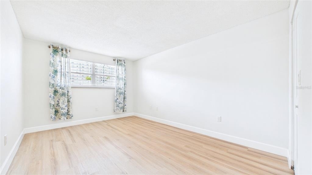 6025 Shore Boulevard S - Photo 18
