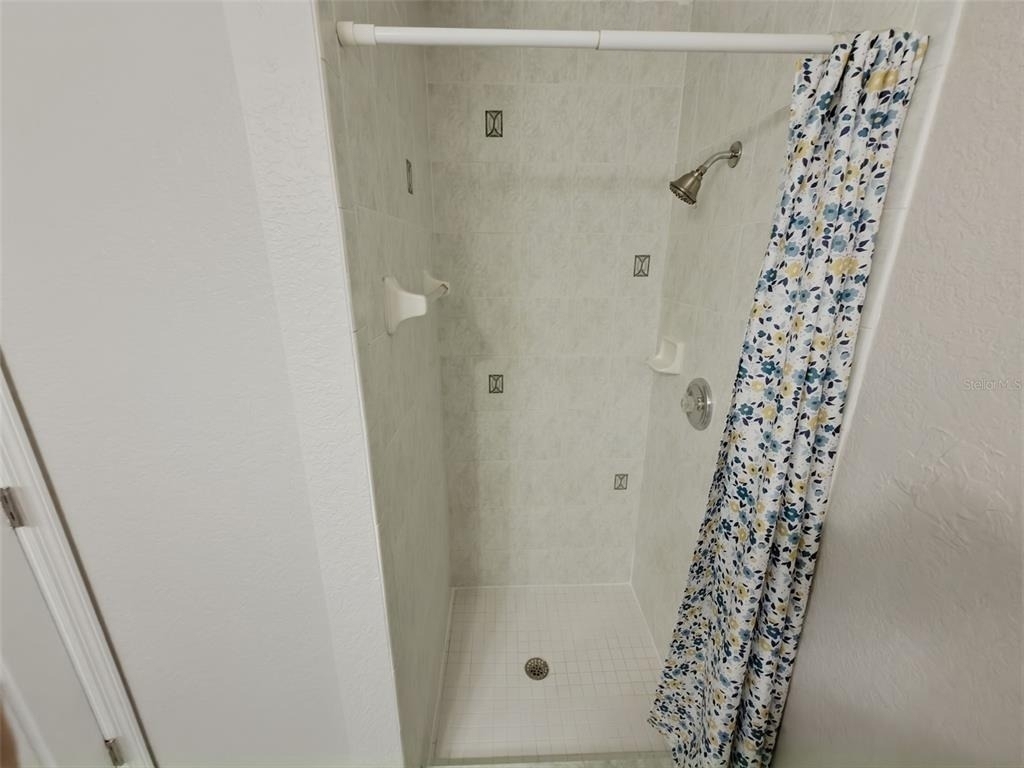 2202 Godfrey Avenue - Photo 19
