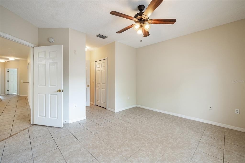 9506 Amberdale Court - Photo 10