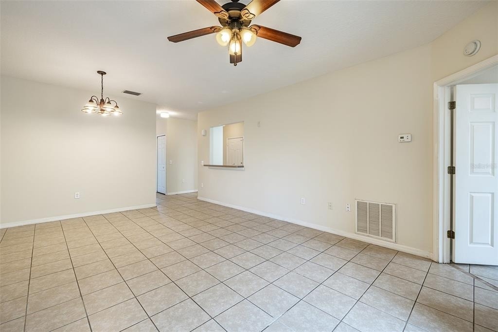 9506 Amberdale Court - Photo 3