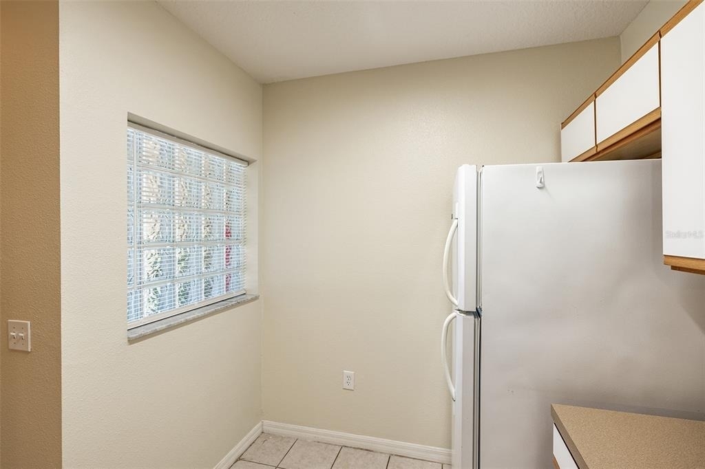 9506 Amberdale Court - Photo 7