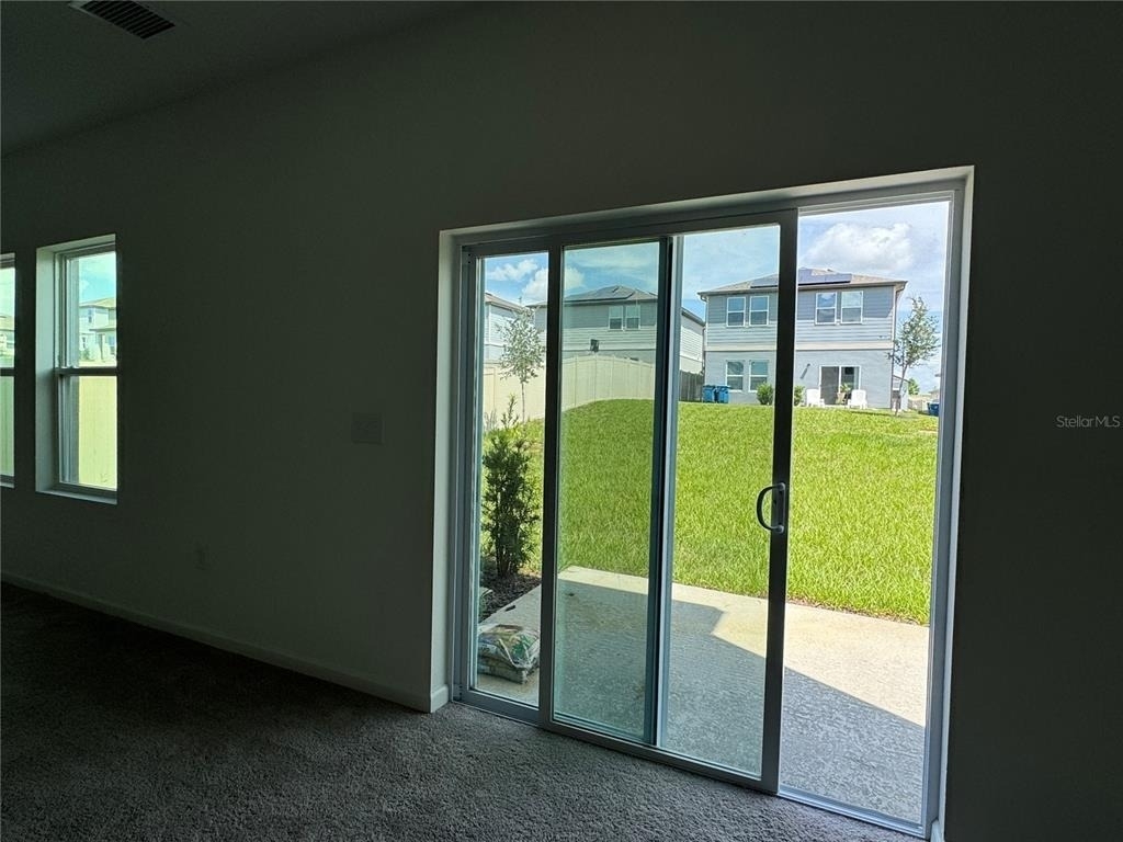 2669 Buttercup Avenue - Photo 5