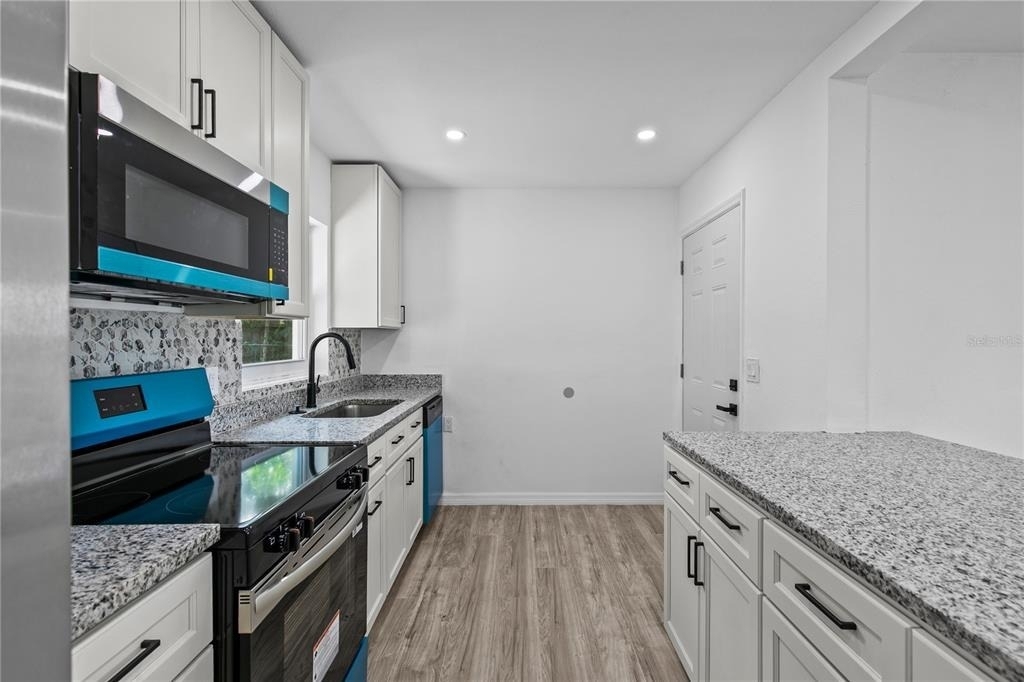 1435 Eden Drive - Photo 8