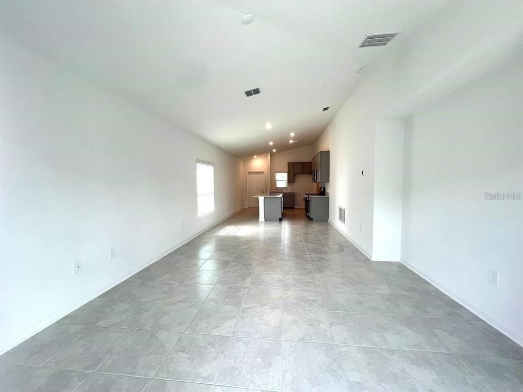 3978 Ambrose Avenue - Photo 6