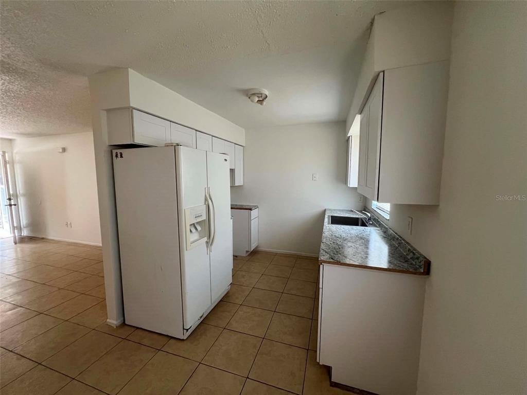 1007 Carol Anderson Drive - Photo 2
