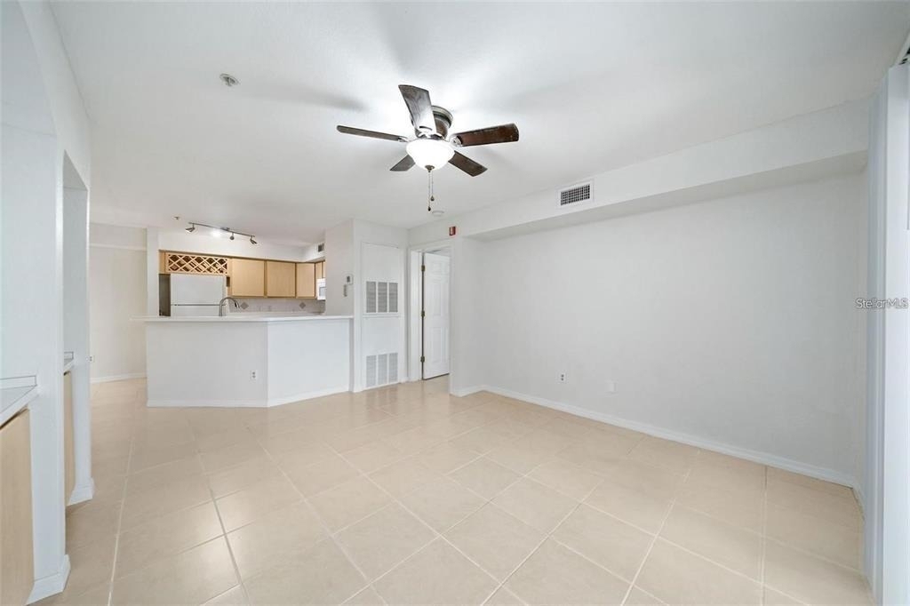823 Camargo Way - Photo 6