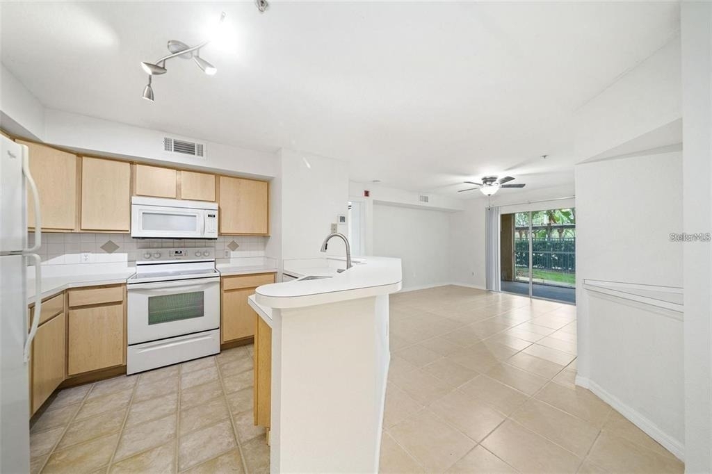 823 Camargo Way - Photo 3