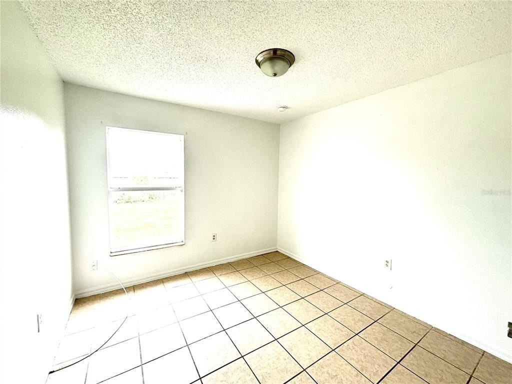 362 Aylesbury Court - Photo 8