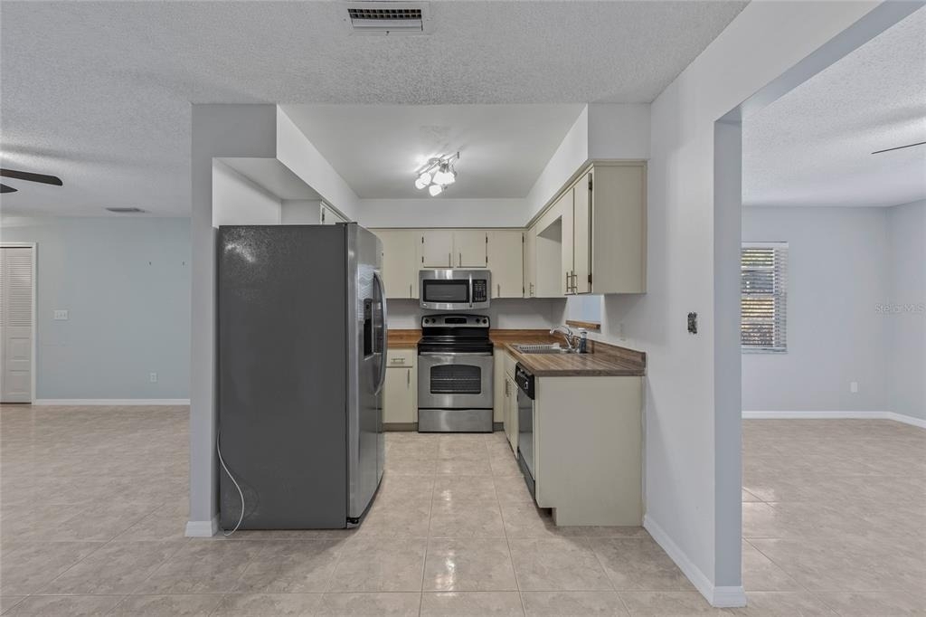 2711 N Dellwood Drive - Photo 6