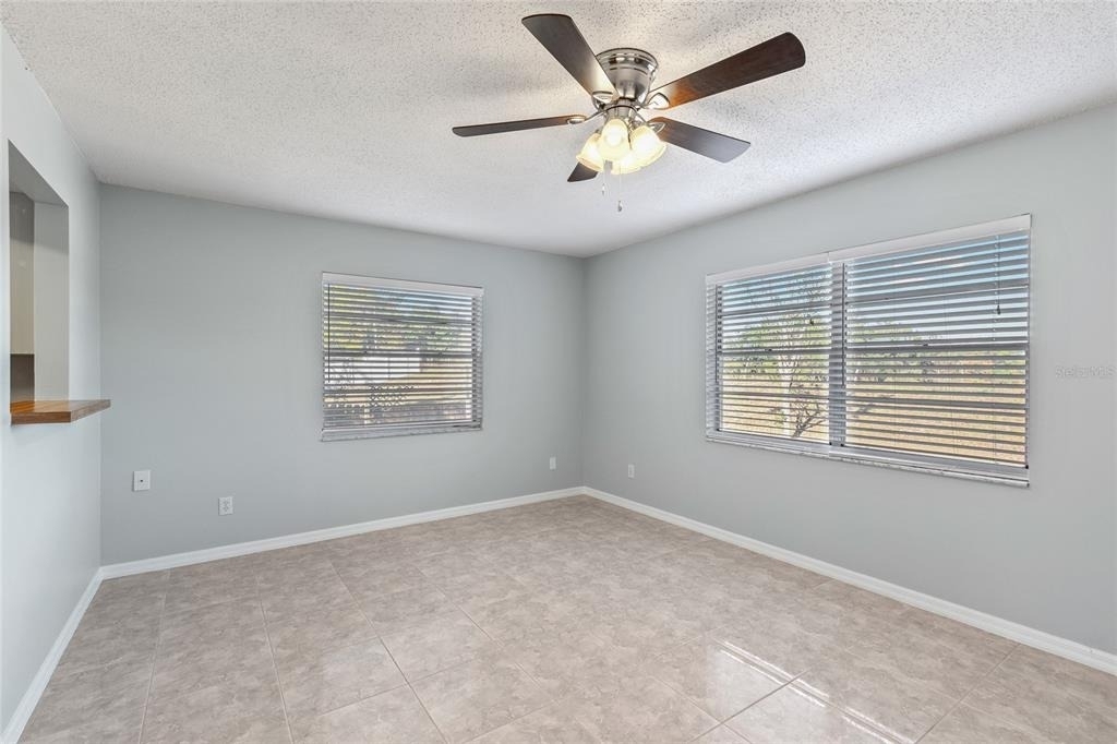 2711 N Dellwood Drive - Photo 3