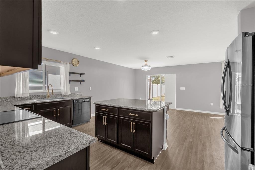362 Preserve Pointe Boulevard - Photo 14