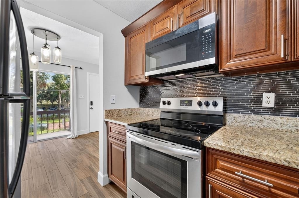 118 W America Street - Photo 4