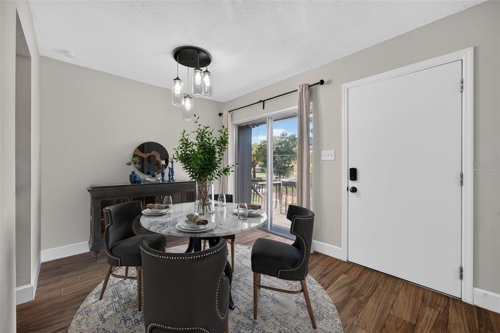 118 W America Street - Photo 1