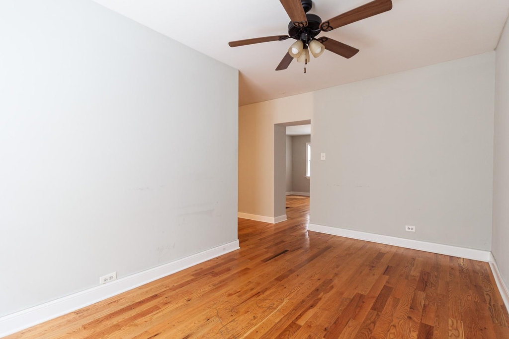 817 West Cornelia Avenue - Photo 5