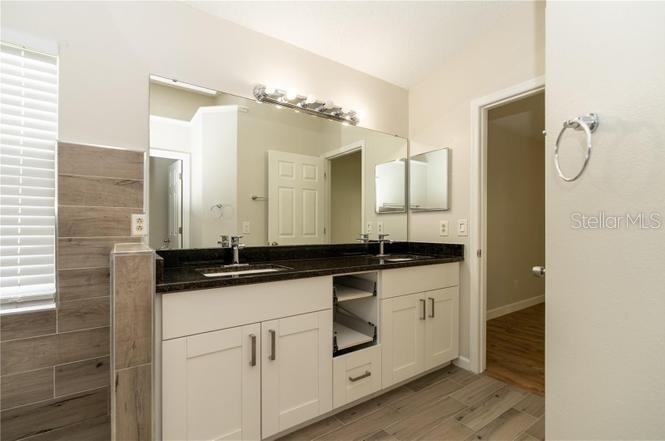 11547 Grazeley Court - Photo 11