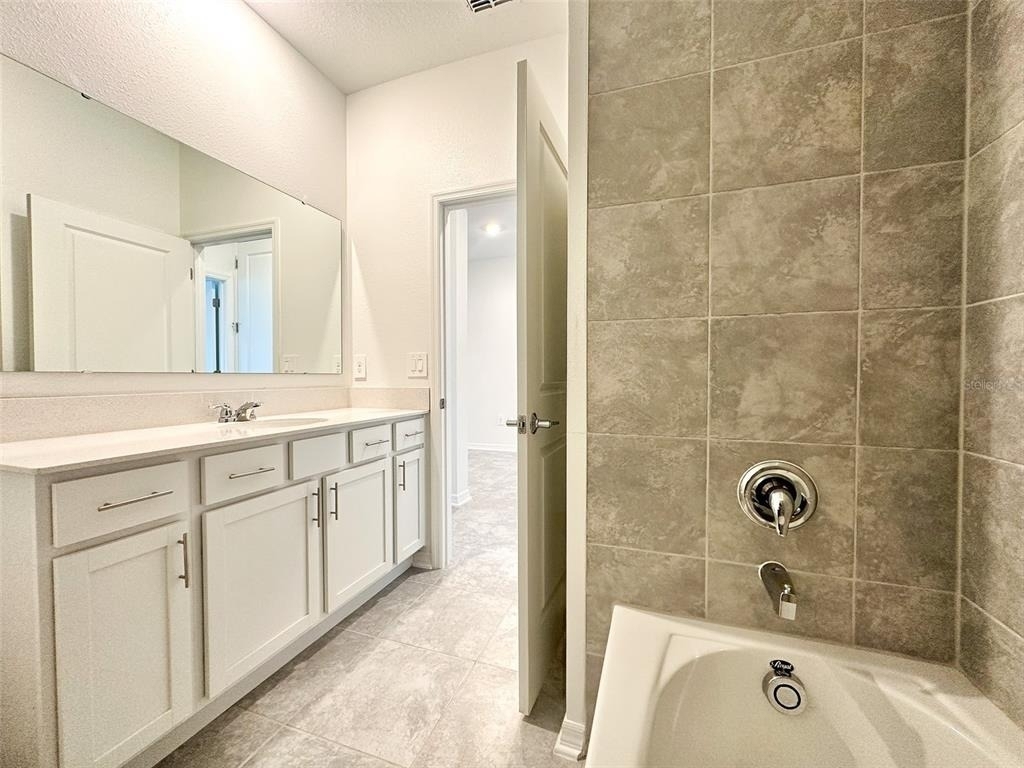 719 Grove Street - Photo 24