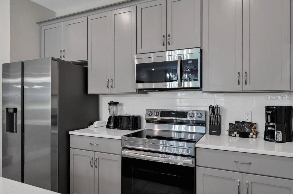 7785 Spectrum Drive - Photo 4