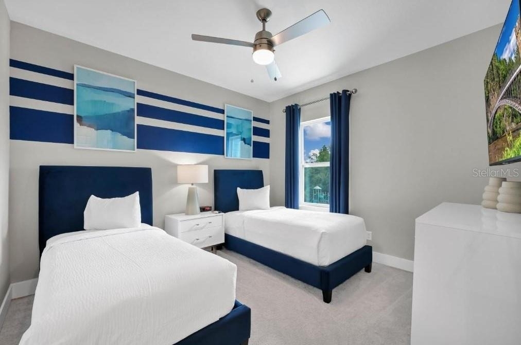 7785 Spectrum Drive - Photo 9
