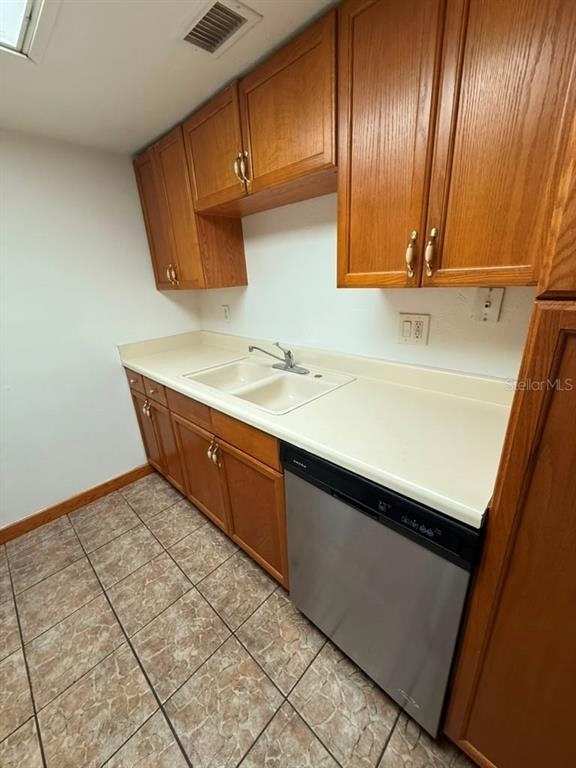 902 Lake Destiny Road - Photo 10