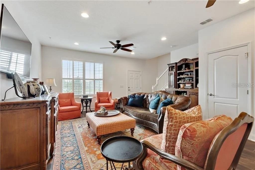 671 E Plant Street - Photo 4