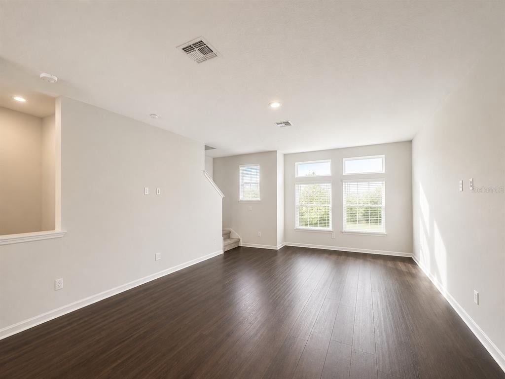 12850 Gabor Avenue - Photo 4
