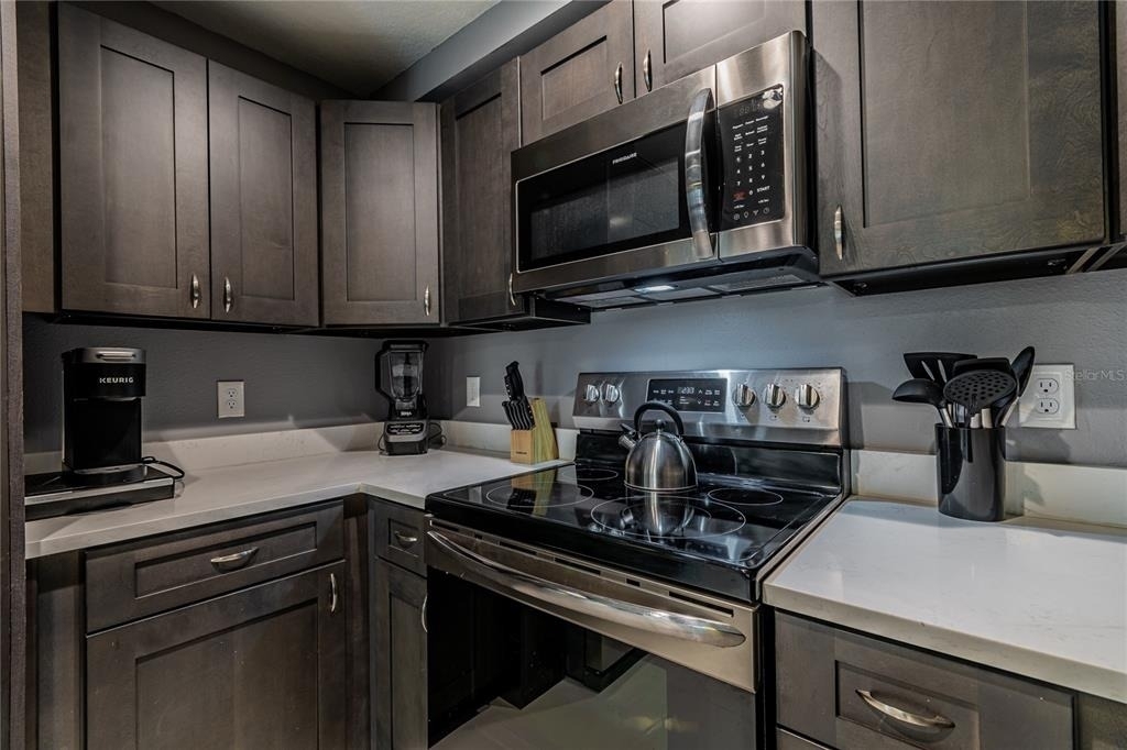 1225 E Livingston Street - Photo 9