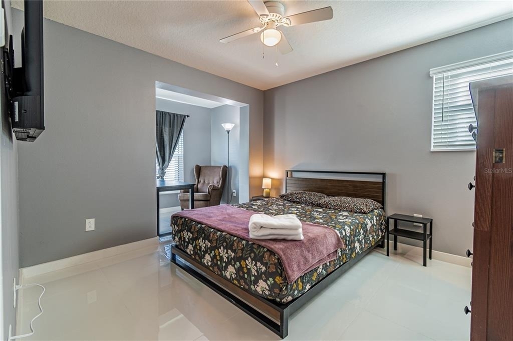 1225 E Livingston Street - Photo 17