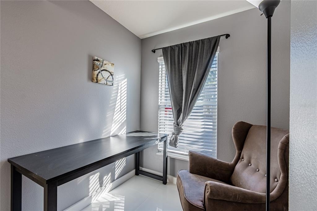 1225 E Livingston Street - Photo 19