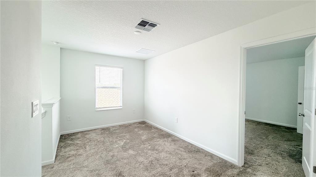 1033 Waterfall Boulevard - Photo 15