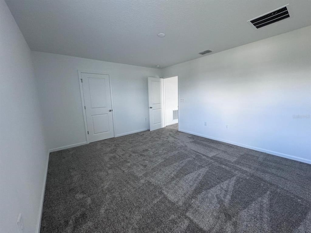 1033 Waterfall Boulevard - Photo 16