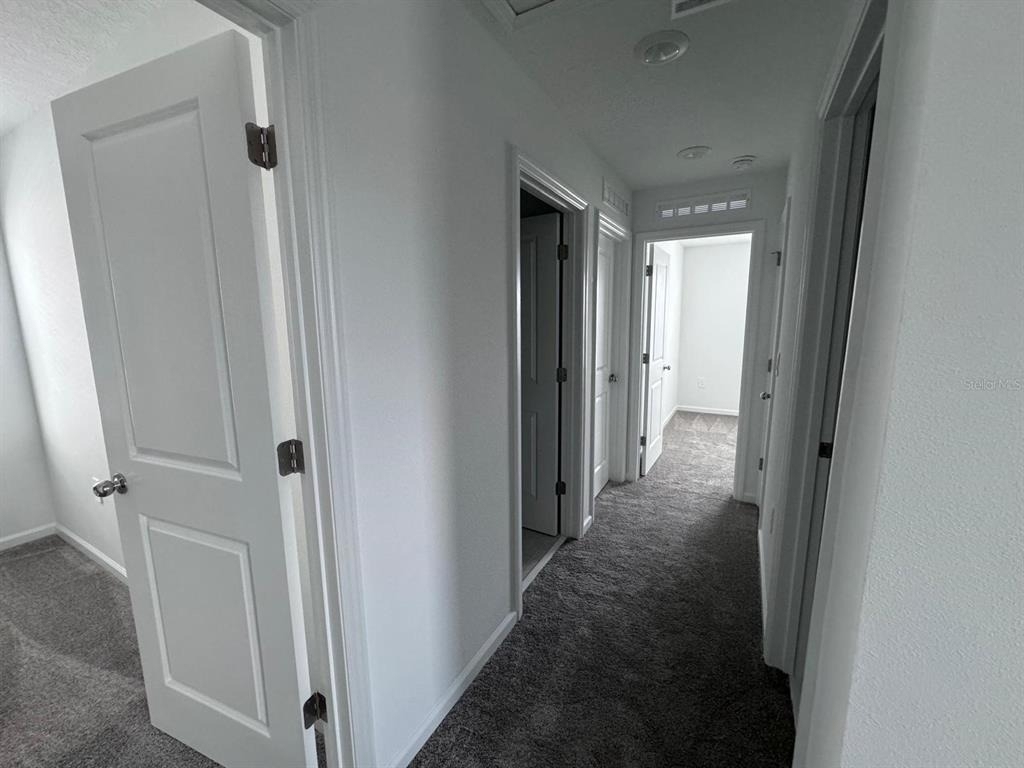 1033 Waterfall Boulevard - Photo 27