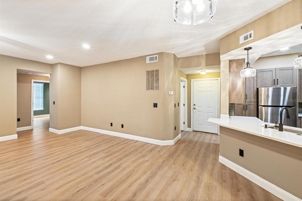 5512 Metrowest Boulevard - Photo 1