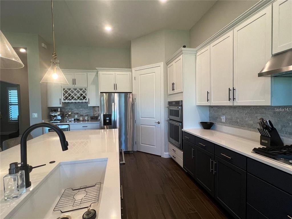 817 Seascape Place - Photo 4