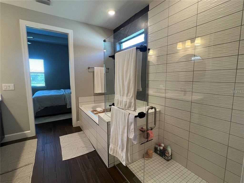 817 Seascape Place - Photo 18