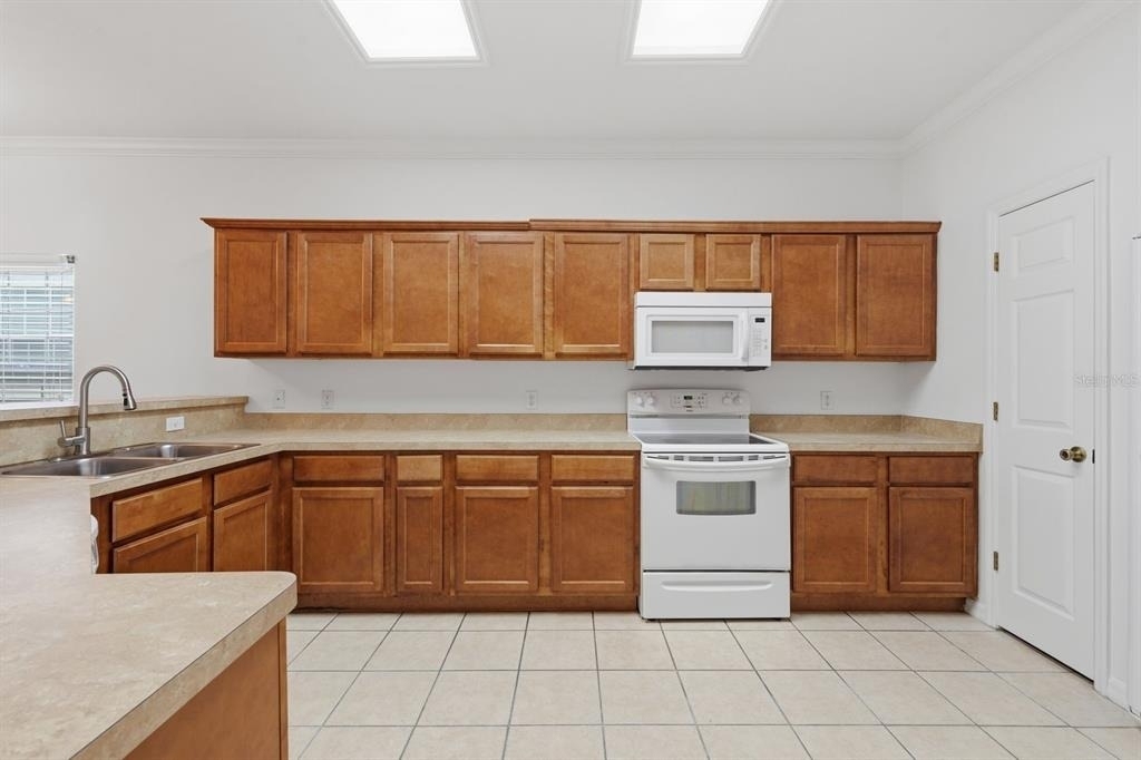 1316 Nw 120th Way - Photo 5