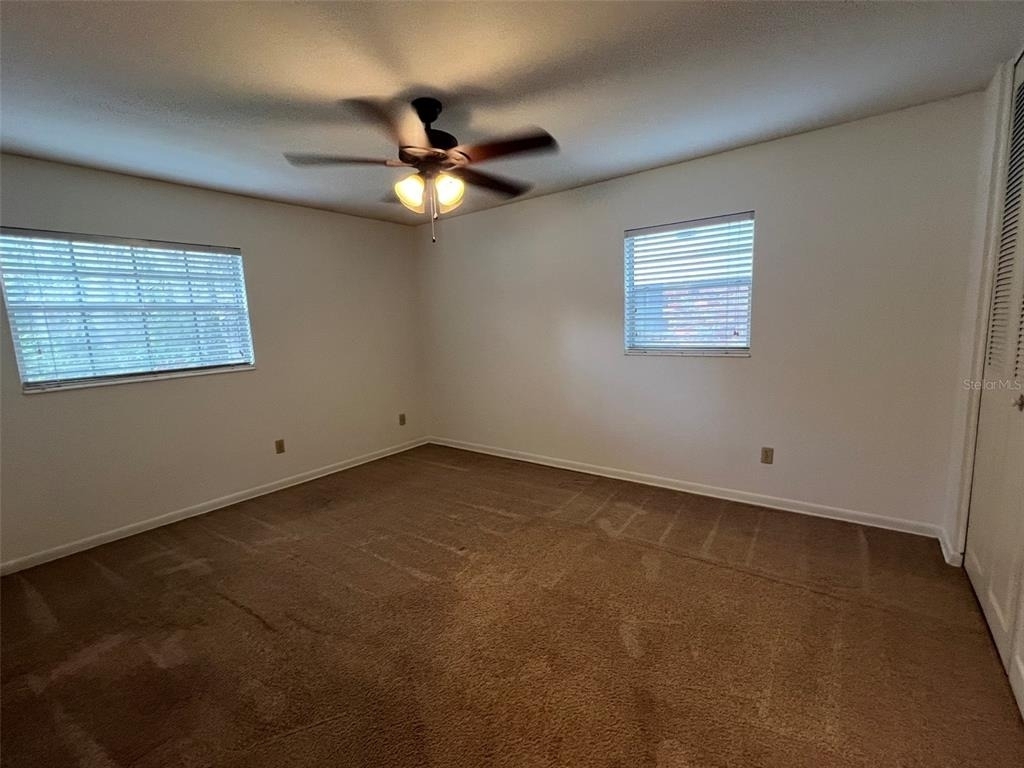 703 Ne 5th Place - Photo 9