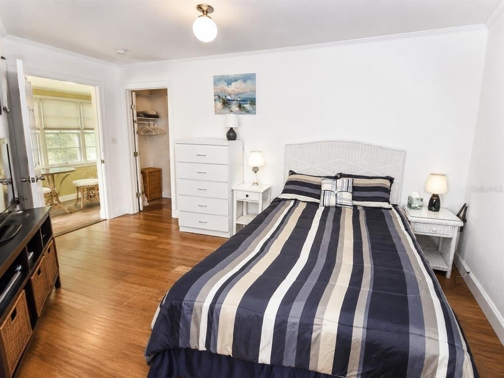 8454 111th Street - Photo 11