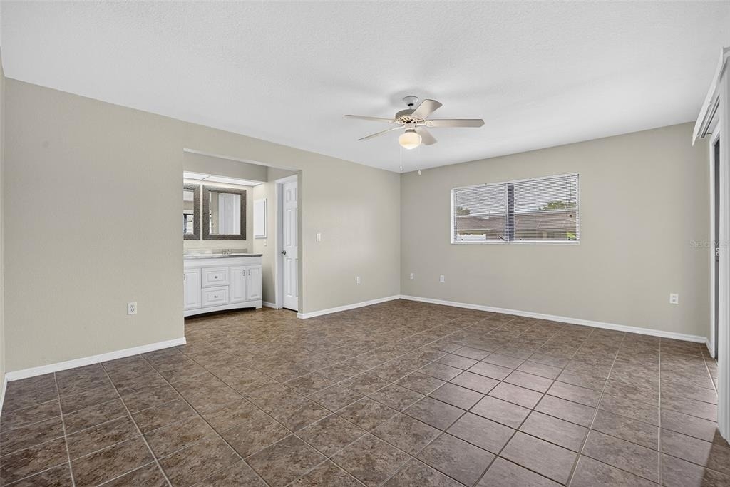 23245 Lehigh Avenue - Photo 14