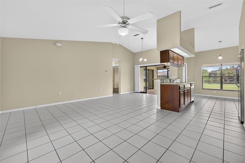 23245 Lehigh Avenue - Photo 11